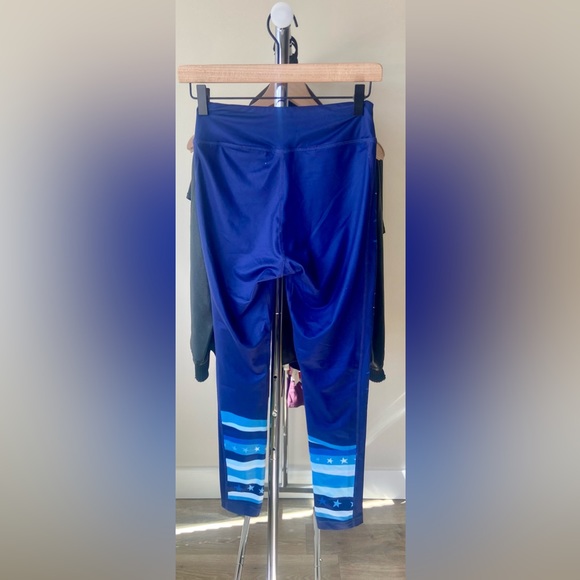XS 🔖 KRIMSON KLOVER Sunshine Legging (Women's) Stars Navy $99 - Picture 6 of 8